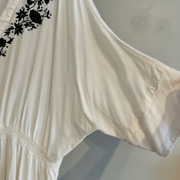 Love & Legend embroidered blouse size 20 - Picture 5 of 6